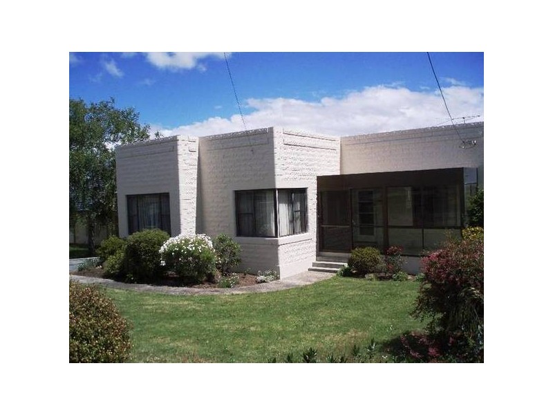 100 Cambridge Street., West Launceston TAS 7250