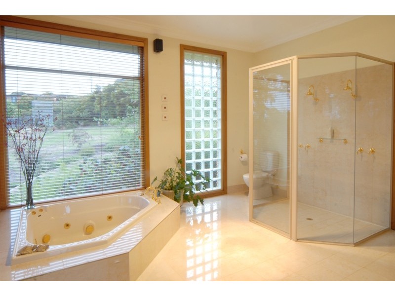 14 Sunnyside Crescent, Trevallyn TAS 7250