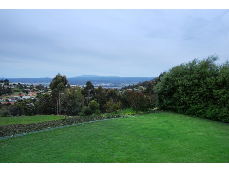 14 Sunnyside Crescent, Trevallyn TAS 7250