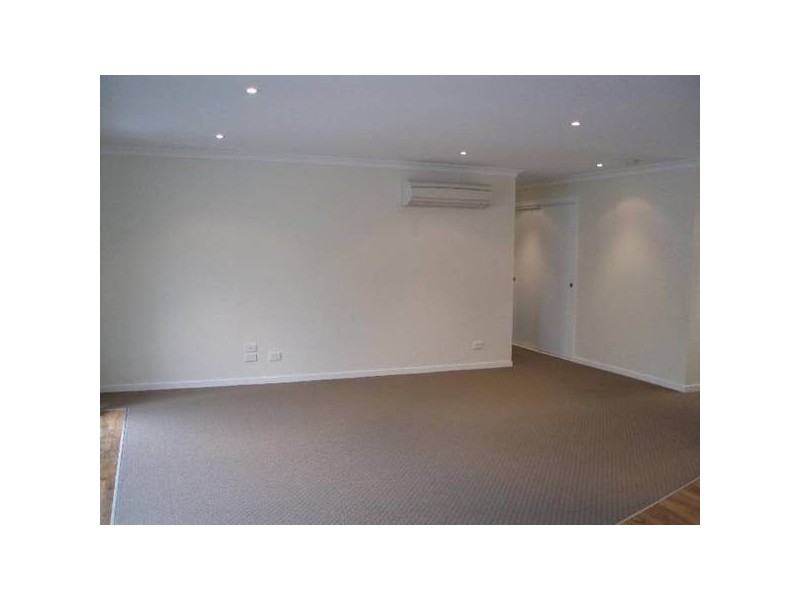 1/20 Pearce Street, Summerhill TAS 7250