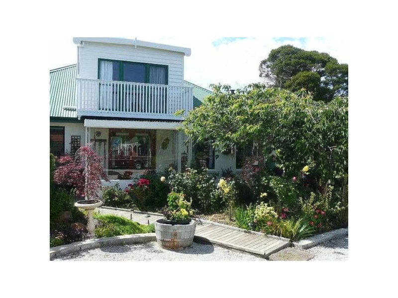 29 Swan Point Esplanade, Swan Point TAS 7275