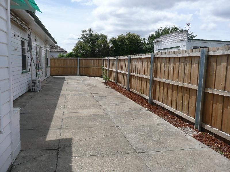 2 Calais Street., Mowbray TAS 7248