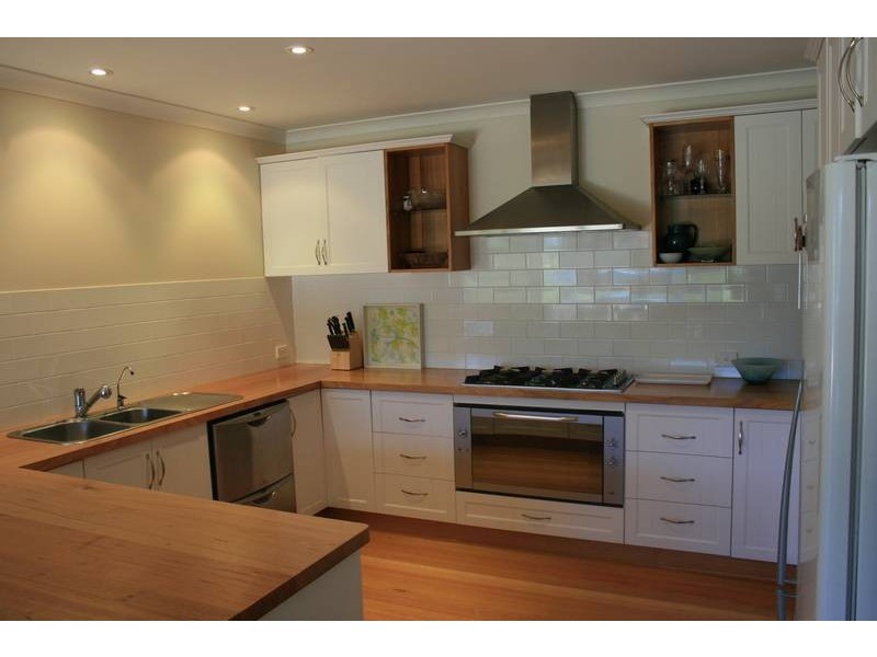 60 Parklands Parade, Newnham TAS 7248