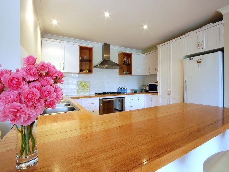 60 Parklands Parade, Newnham TAS 7248