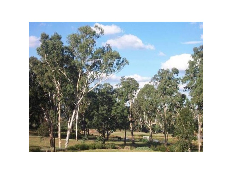 9 YOUNG STREET, Camden Park NSW 2570