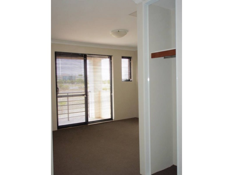 1-2/2 Morgan Street (Corner Morgan & Bent St), Cannington WA 6107