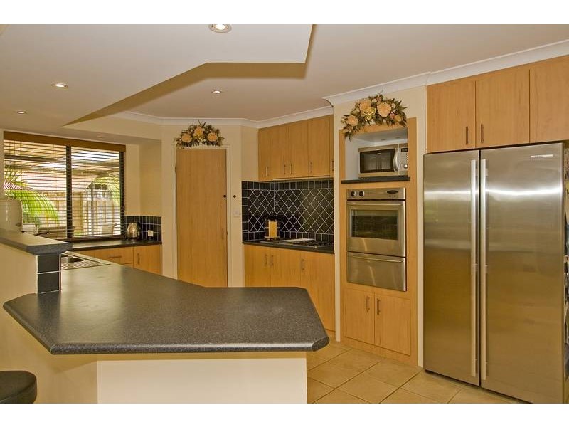 12 ASHEVILLE PDE, Landsdale WA 6065