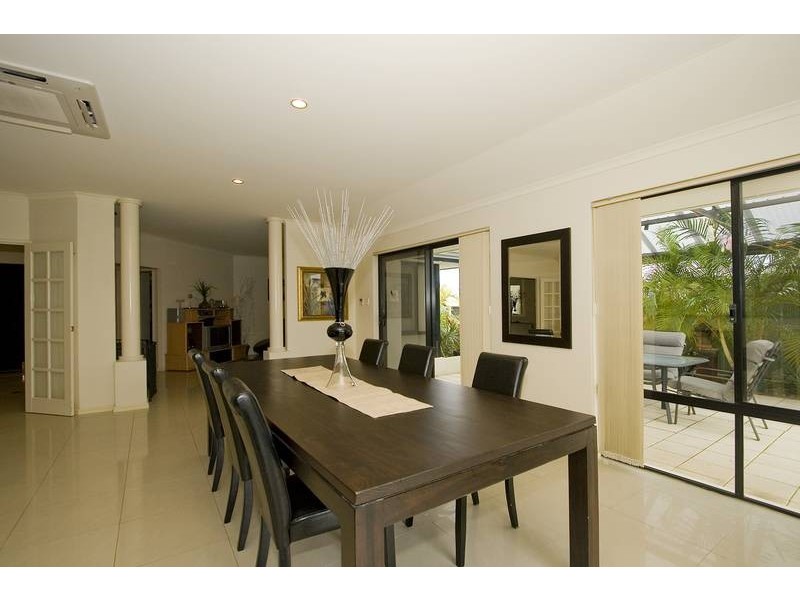 4 BROCKWELL PARKWAY, Landsdale WA 6065