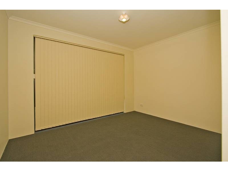 4 BROCKWELL PARKWAY, Landsdale WA 6065