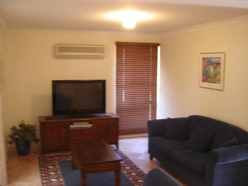 19 River Fig Place, Alexander Heights WA 6064