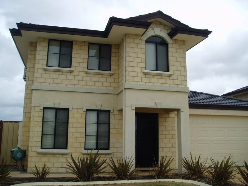 24 Russell Road, Madeley WA 6065