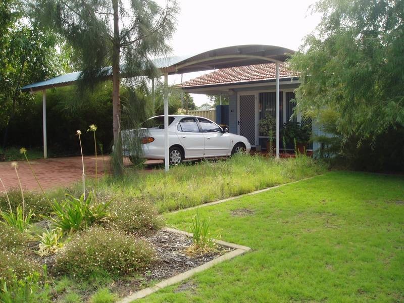 1/41 Golders Way, Girrawheen WA 6064
