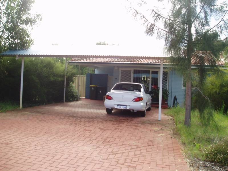 1/41 Golders Way, Girrawheen WA 6064