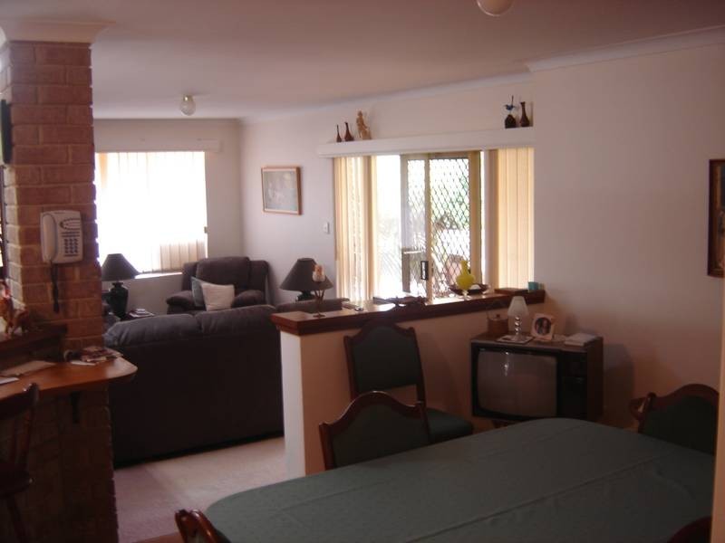 53 Greenpark Road, Alexander Heights WA 6064