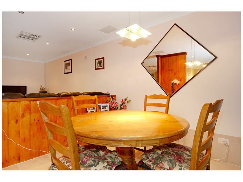 45 Yosemite Loop, Ballajura WA 6066