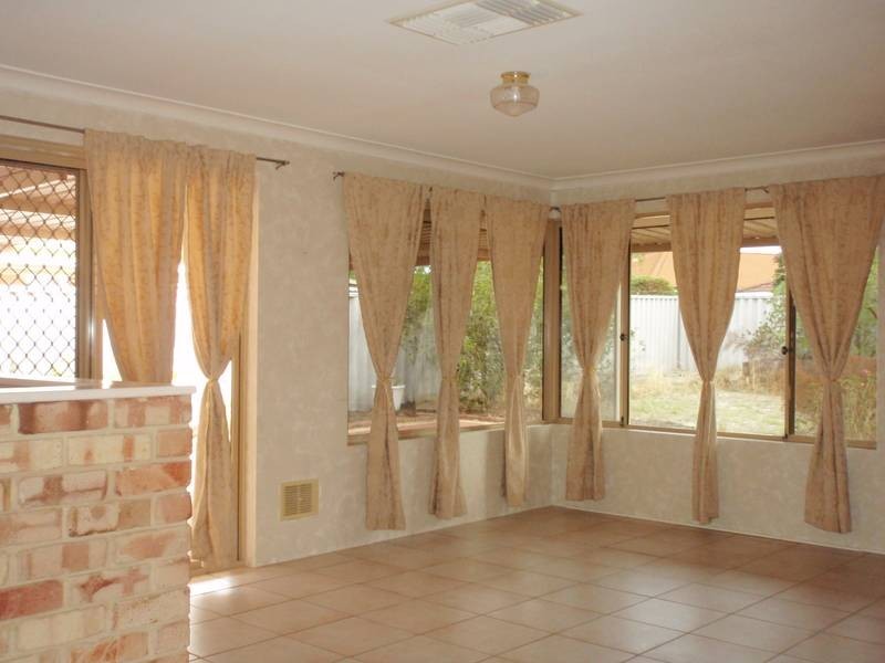 72 Giralia Parkway, Ballajura WA 6066