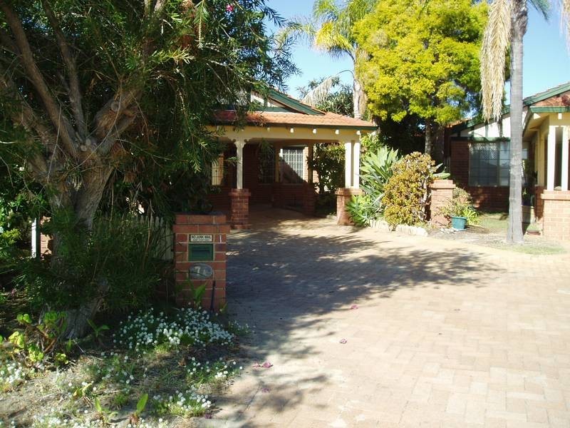 7A Zeil Court, Alexander Heights WA 6064