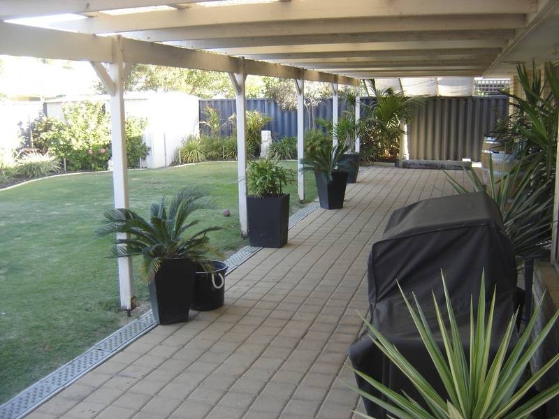 46 Enderby Court, Ballajura WA 6066