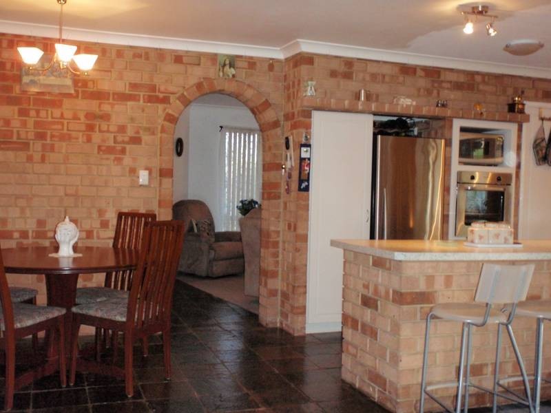 1 Eland Place, Marangaroo WA 6064