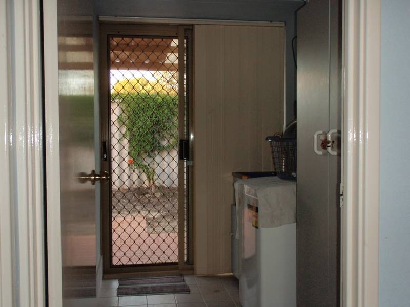 1 Eland Place, Marangaroo WA 6064