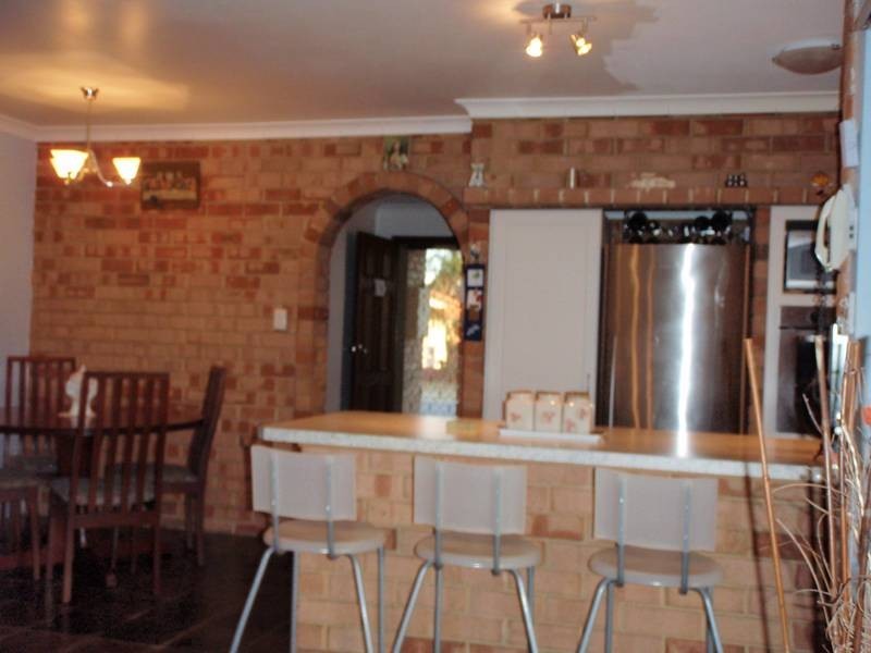 1 Eland Place, Marangaroo WA 6064