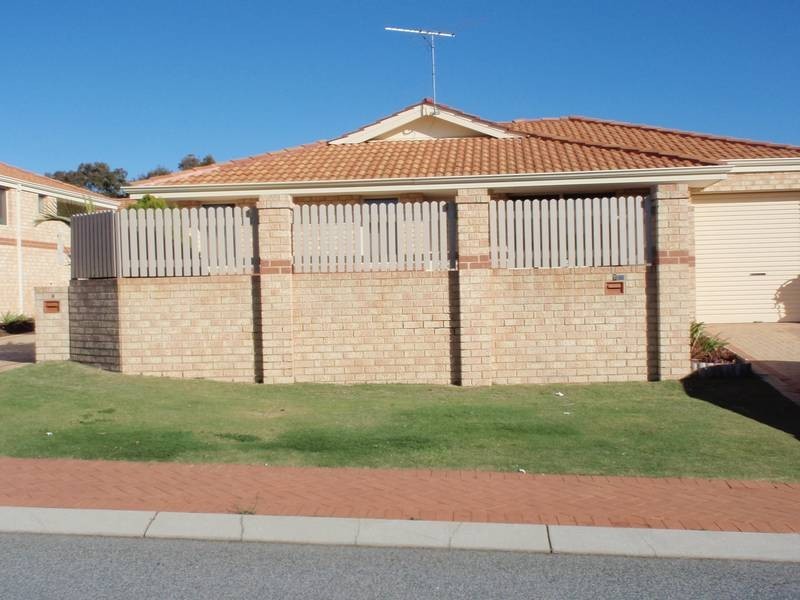 7/3 Adelphi Court, Marangaroo WA 6064