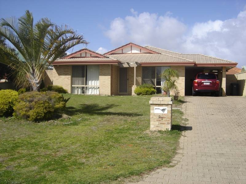 25 Arrowsmith Rise, Marangaroo WA 6064