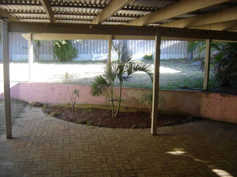7 Whitcombe Way, Alexander Heights WA 6064