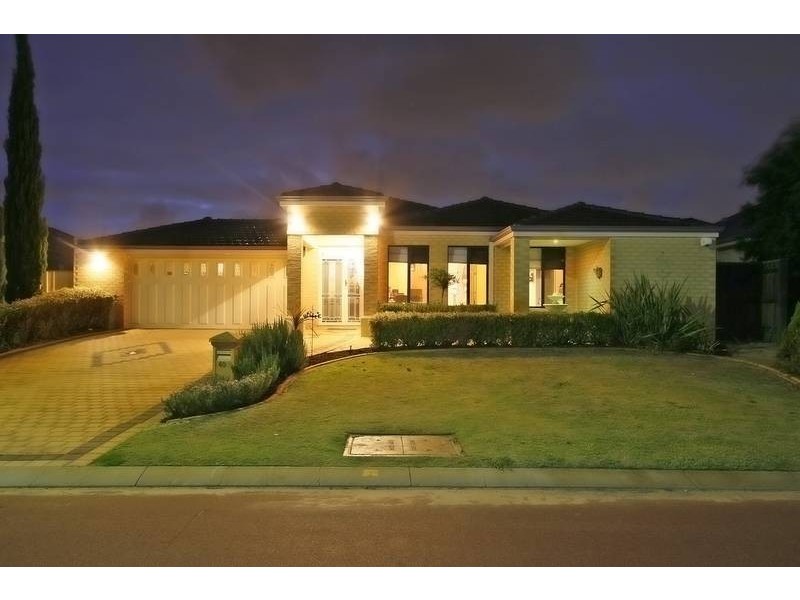40 Valley Views Drive, Landsdale WA 6065