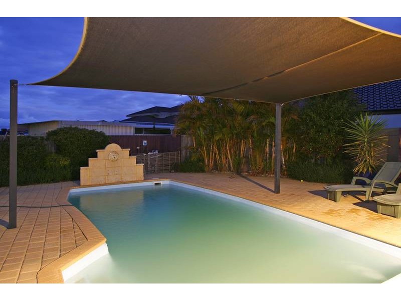 40 Valley Views Drive, Landsdale WA 6065