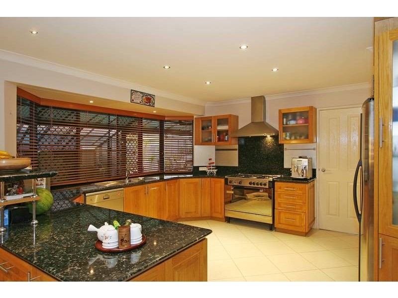 40 Valley Views Drive, Landsdale WA 6065