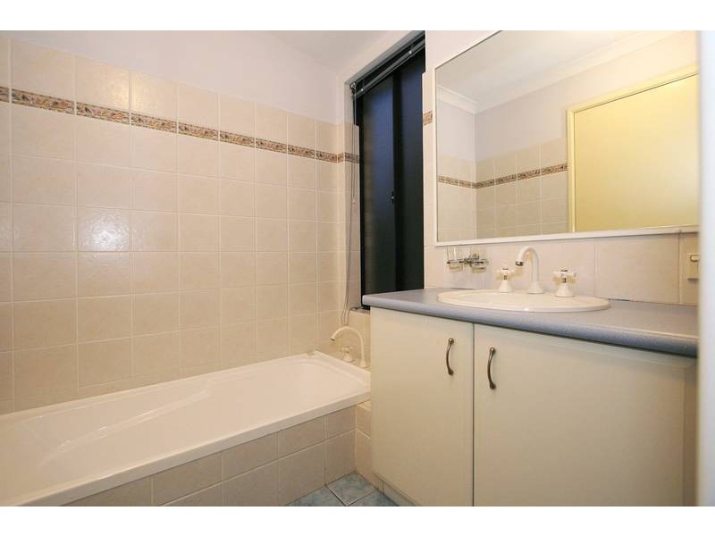 40 Valley Views Drive, Landsdale WA 6065