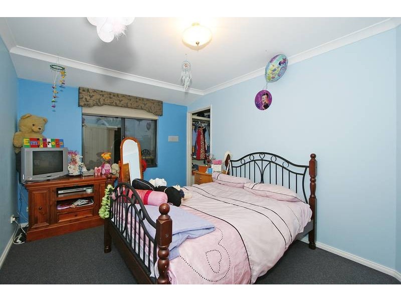 40 Valley Views Drive, Landsdale WA 6065