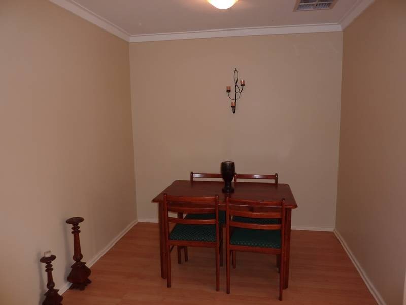 6 Hillside Grove, Ballajura WA 6066