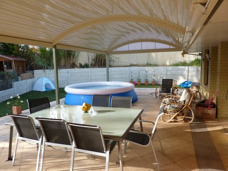 6 Hillside Grove, Ballajura WA 6066