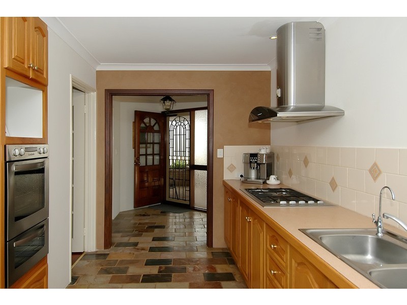 1 Karel Court, Alexander Heights WA 6064