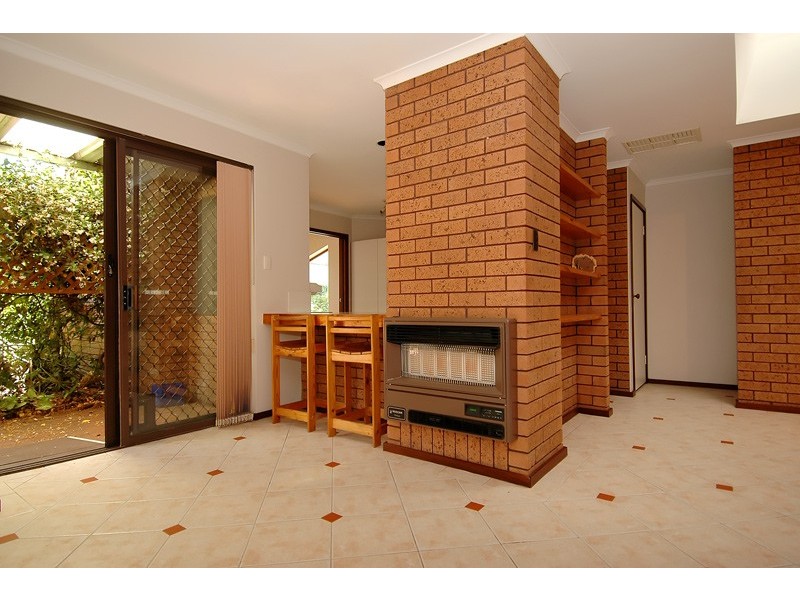22 Chancery Lane, Alexander Heights WA 6064