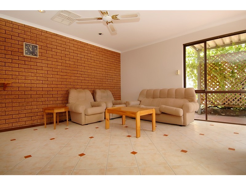 22 Chancery Lane, Alexander Heights WA 6064