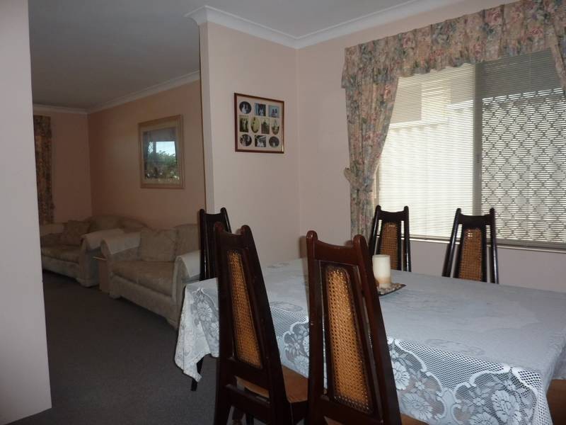 69a The Avenue, Alexander Heights WA 6064