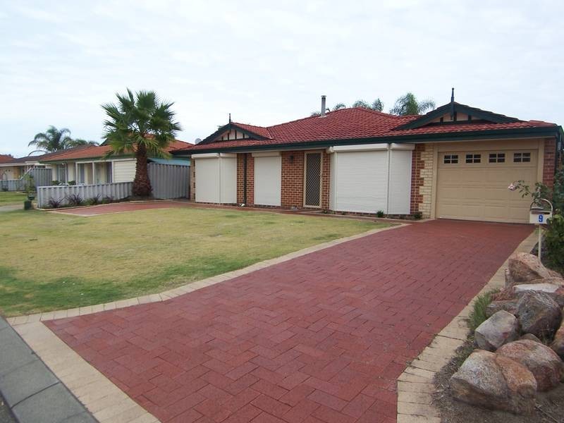 9 Oakfield Retreat, Ballajura WA 6066