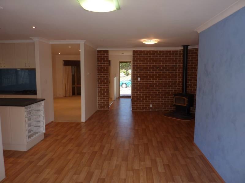 9 Oakfield Retreat, Ballajura WA 6066