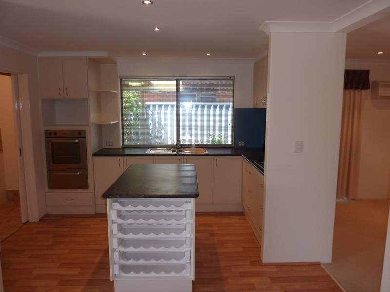 9 Oakfield Retreat, Ballajura WA 6066