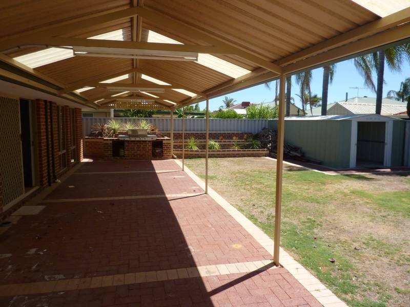9 Oakfield Retreat, Ballajura WA 6066