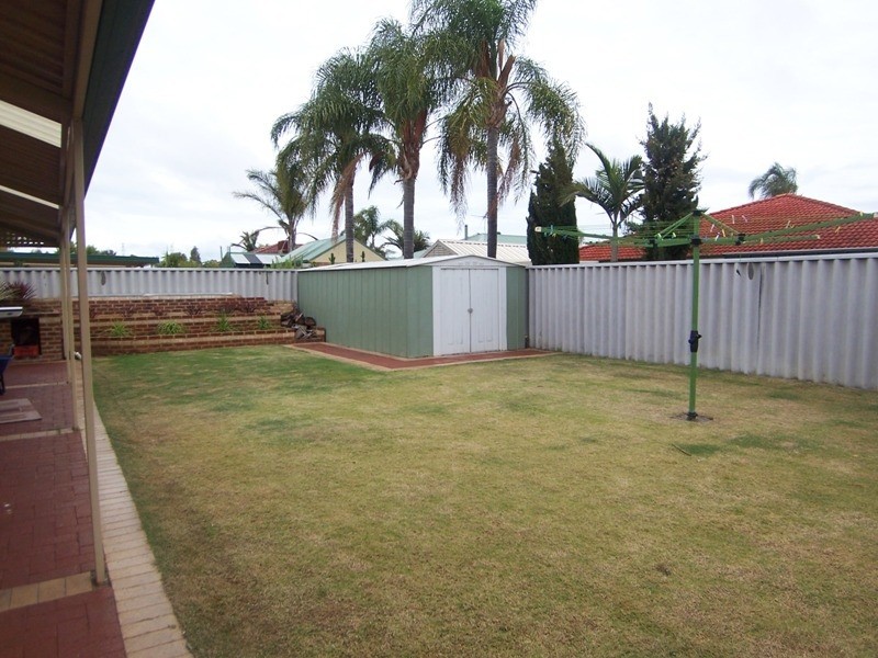 9 Oakfield Retreat, Ballajura WA 6066