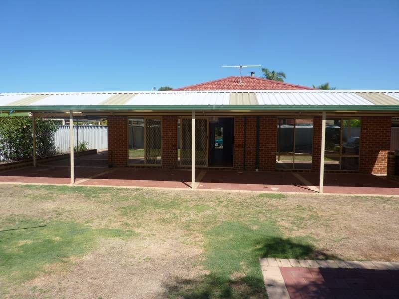 9 Oakfield Retreat, Ballajura WA 6066