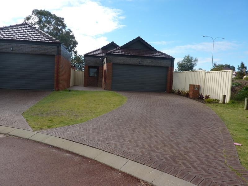 34 James Gilmour Way, Darch WA 6065