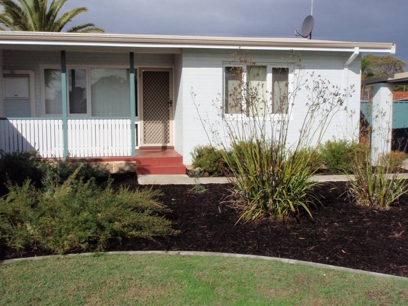 2A Bilby Road, Girrawheen WA 6064