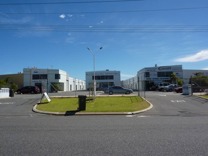 11/9 Vale Street, Malaga WA 6090