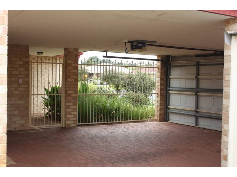39 Fenchurch St, Alexander Heights WA 6064