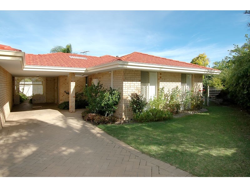 7C Carinda Place, Alexander Heights WA 6064